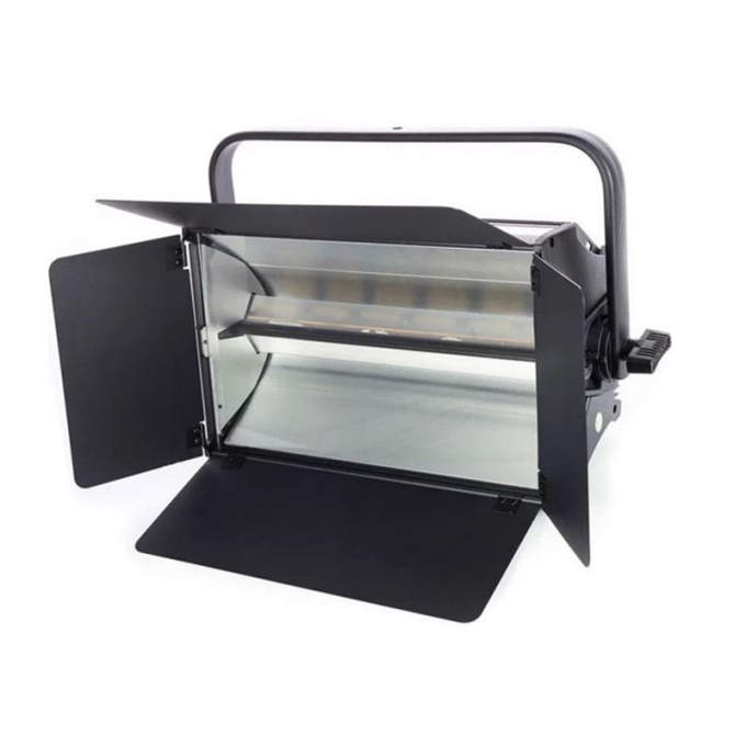 Циклорама, прожектор заливного света, 120х3Вт светодиодов, 5700K, >7000 лм, угол раскрытия луча 100x50°, симметричный отражатель, DMX MONON MFDF30-FAN-HC